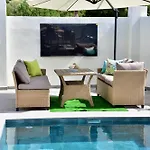 Melia Casa Vakantiehuis Tsairi
