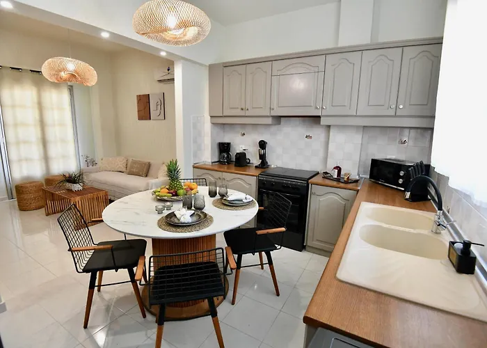 Melia Casa Nyaraló Tsairi