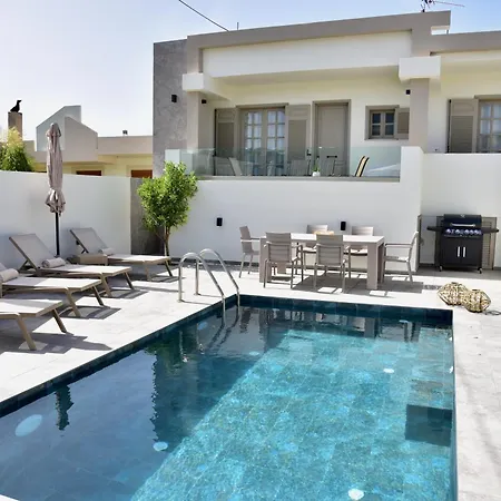 Melia Casa Nyaraló Tsairi